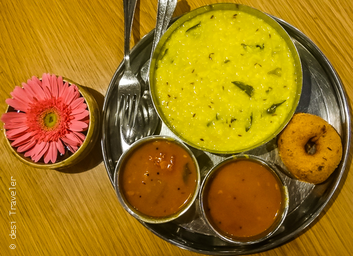Bangalore Airport pongal sambhar breakfast