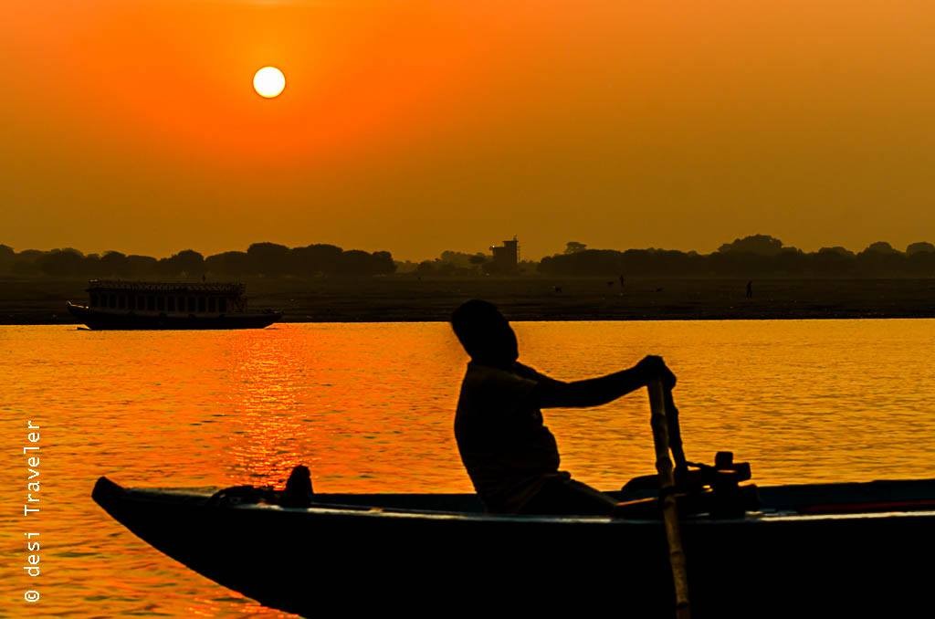 Varanasi sunrise boat ride 