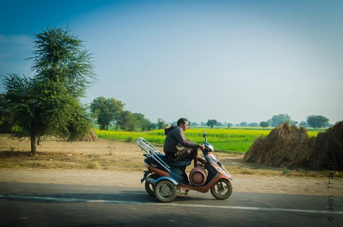 scooter highway Rajasthan Roadtrip