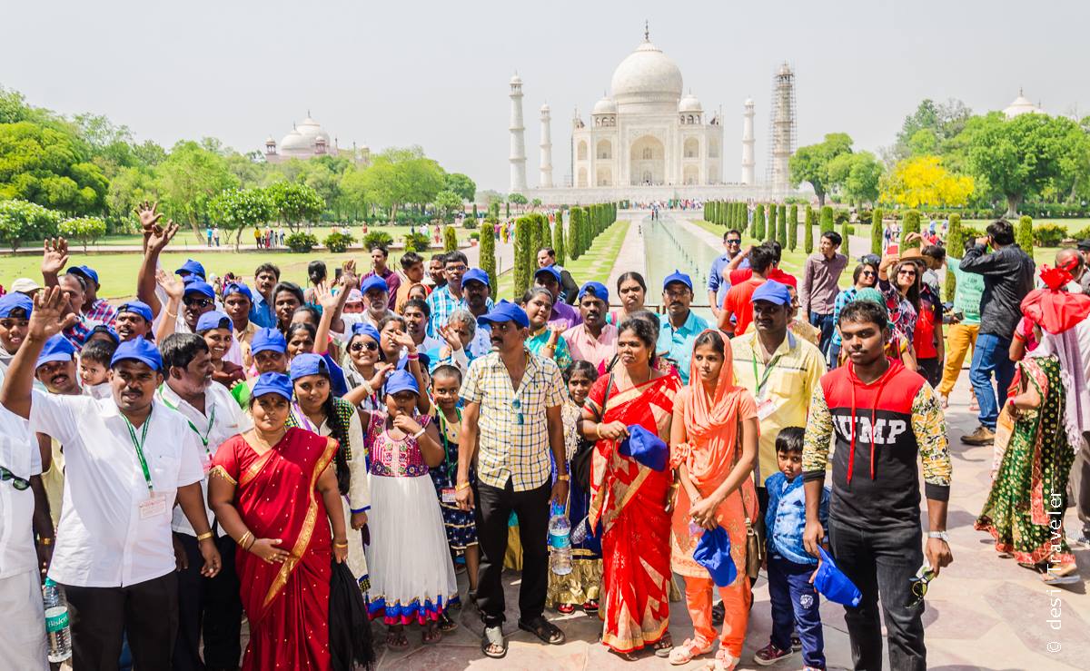Tourists group photo Taj Mahal Agra