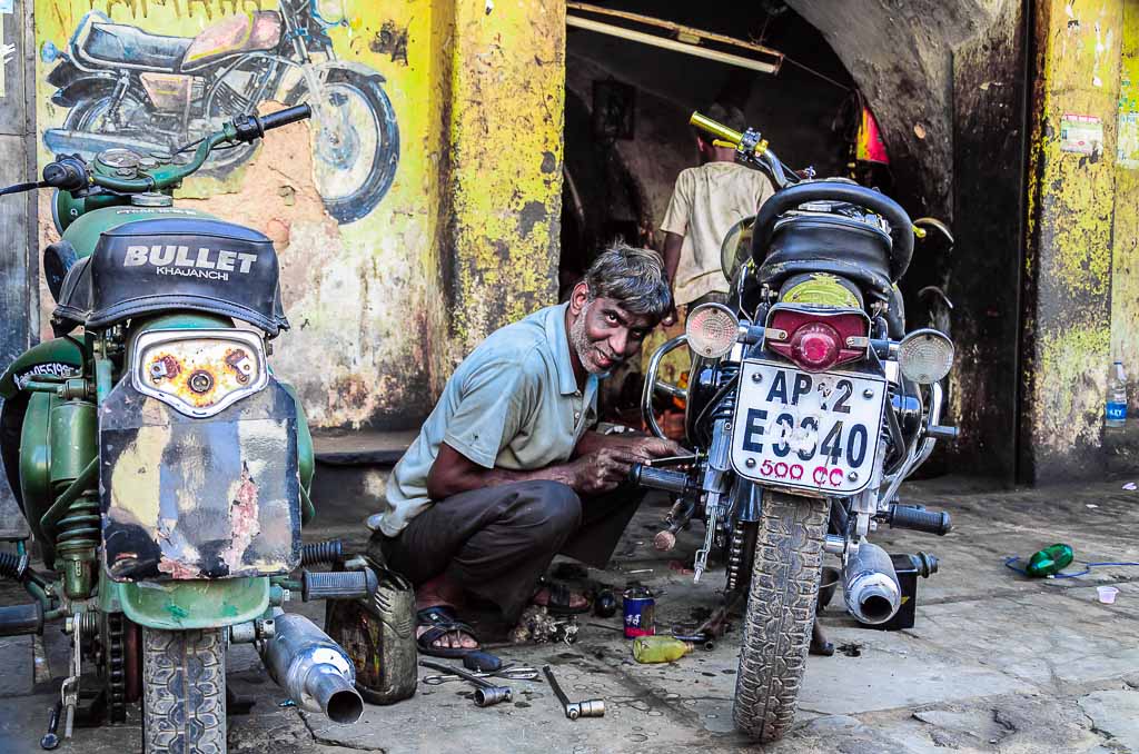 Bullet repair restoration Old Hyderabad 