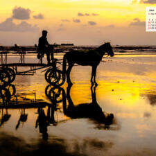 June 2018 Calendar Desktop Wallpaper-Murud Janjira Beach Maharashtra