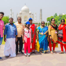 A Visit To Taj Mahal Agra With 200 desi Travelers